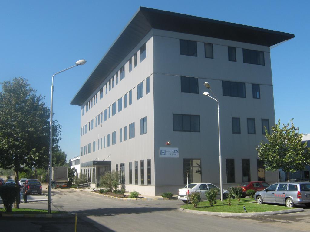 Iride Business Park building 10 office to rent