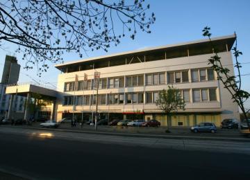Vama Postei Office Building